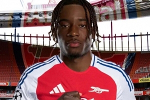 开云下载-5200万砸马杜埃凯！坎贝尔：他有实力，但阿森纳得解释为何签他