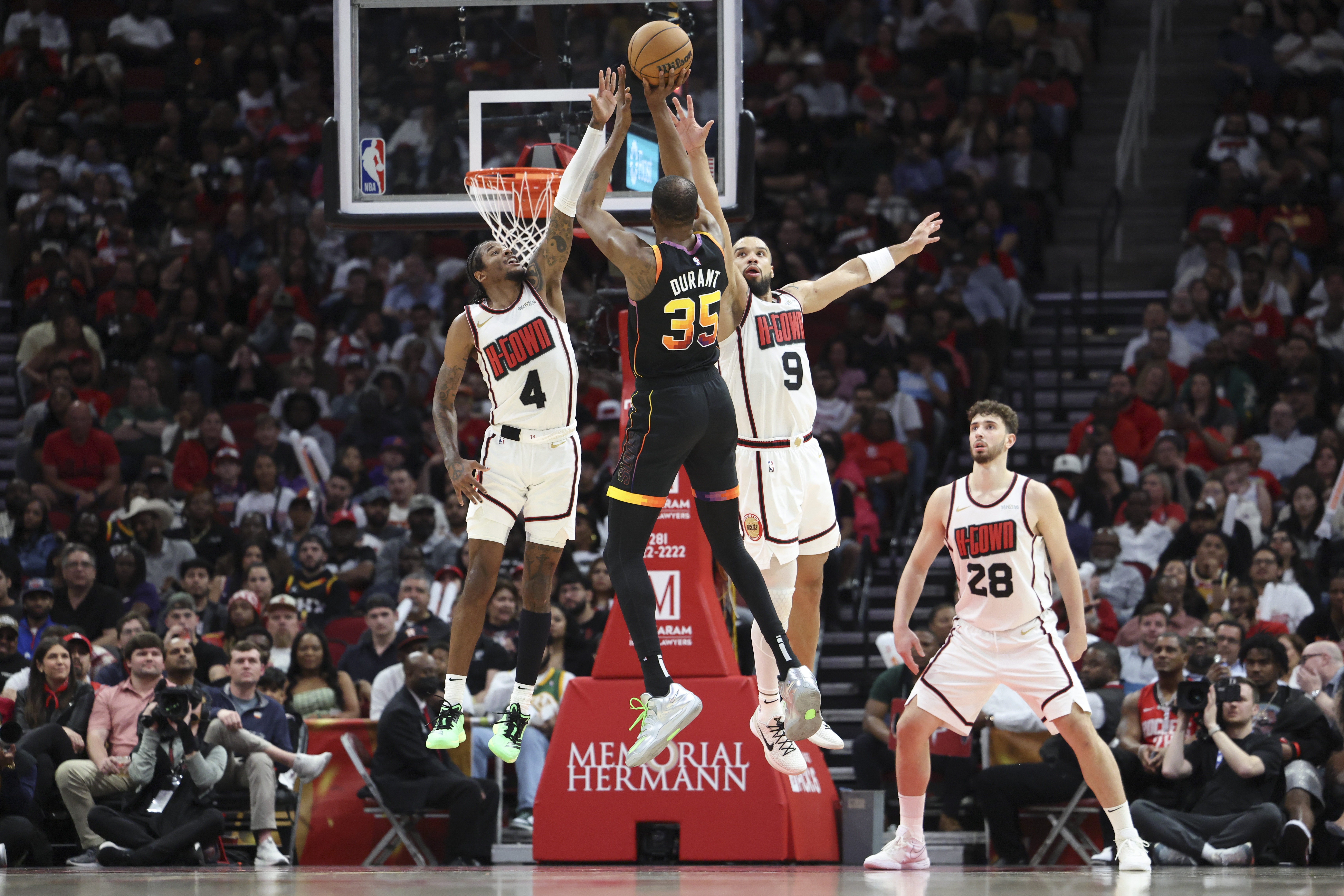 开云登录网址入口-斯通：杰伦-格林&amp;狄龙在队中备受喜爱 感谢并祝他俩一切顺利